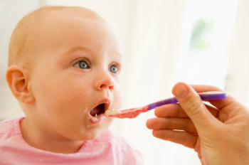 No need to delay introduction of food allergens to high-risk babies, pediatricians advise