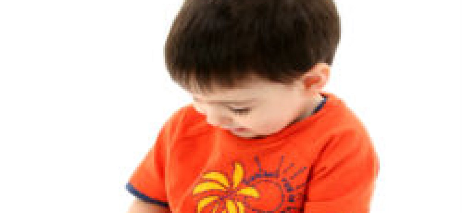 istock_toddlerreadinglanguage250