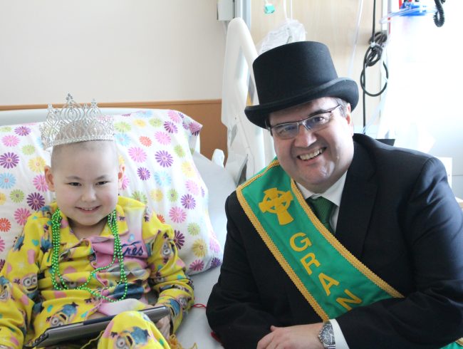 A visit from the United Irish Societies of Montreal’s 2017 Parade Queen and her court and Mayor Denis Coderre